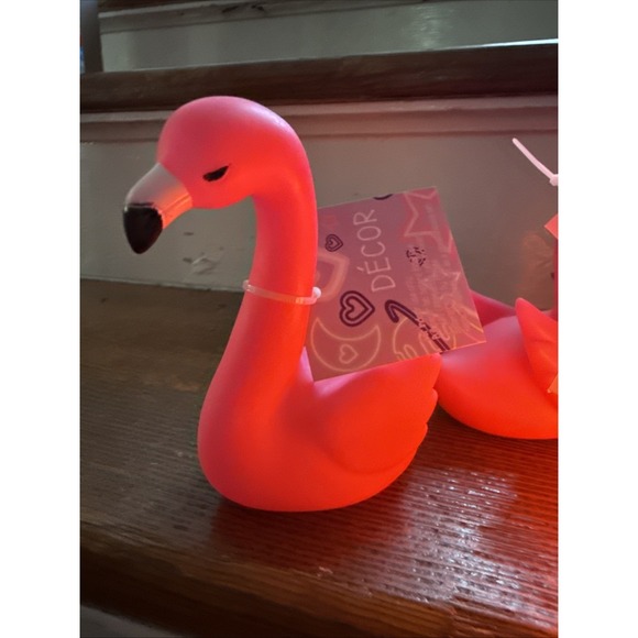 Lot Of 19- Pink Lighted Light Up Flamingo. 4" X 4"-Brand New - Picture 5 of 11